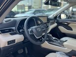 Toyota Highlander-8