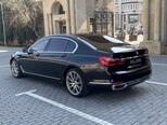 BMW 740-7
