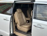Kia Carnival-10