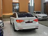 Hyundai Sonata-9