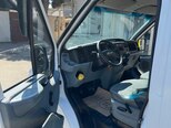 Ford Transit-7