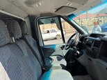Ford Transit-8