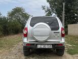 Chevrolet Niva-5