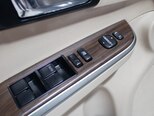 Toyota Camry-24