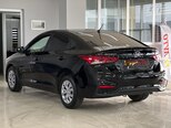 Hyundai Accent-5
