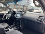Toyota Land Cruiser Prado-9