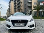 Hyundai Sonata-1