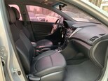 Hyundai Accent-7