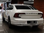 Volvo S90-9