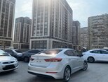 Hyundai Avante-2