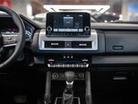 Mitsubishi L200-11
