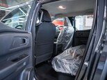 Mitsubishi L200-10