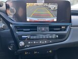 Lexus ES 300h-17