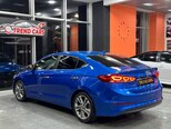 Hyundai Elantra-7