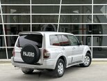 Mitsubishi Pajero-14