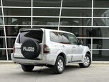 Mitsubishi Pajero-12