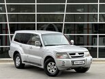 Mitsubishi Pajero-5