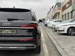Audi Q7-12