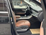 Audi Q7-17