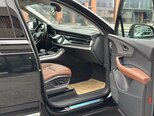 Audi Q7-16
