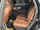 Audi Q7-20