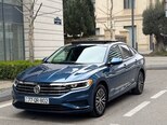 Volkswagen Jetta-5