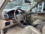 Toyota Land Cruiser Prado-6
