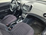 Chevrolet Aveo-8