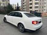 Volkswagen Jetta-4