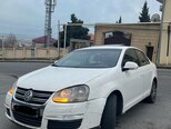 Volkswagen Jetta-10