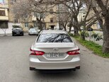 Toyota Camry-6