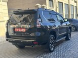 Toyota Land Cruiser Prado-6