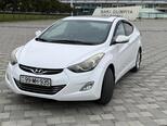 Hyundai Elantra-3