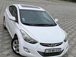 Hyundai Elantra-2