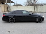 Mercedes E 300-10
