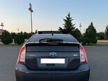 Toyota Prius-4