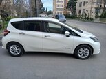 Nissan Note-7