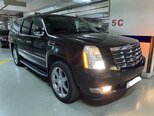 Cadillac Escalade-12