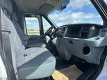 Ford Transit-11