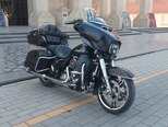 Harley-Davidson FLHX Street Glide-1