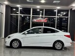 Hyundai Accent-3