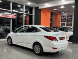 Hyundai Accent-8