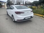 Hyundai Elantra-4