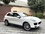 Porsche Cayenne-1