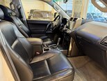 Toyota Land Cruiser Prado-11
