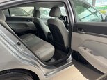 Hyundai Elantra-9