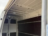 Ford Transit-9