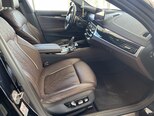 BMW 530e-11