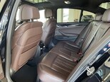 BMW 530e-13