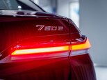 BMW 750e xDrive-10